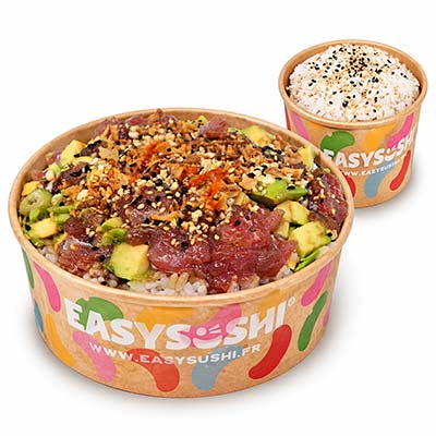 Klassisches Thunfisch-Tatar mit Avocado, Frühlingszwiebeln, gegrillten Zwiebeln, gehackten Erdnüssen, Sesamsamen und hausgemachter Remoulade – Easy Sushi